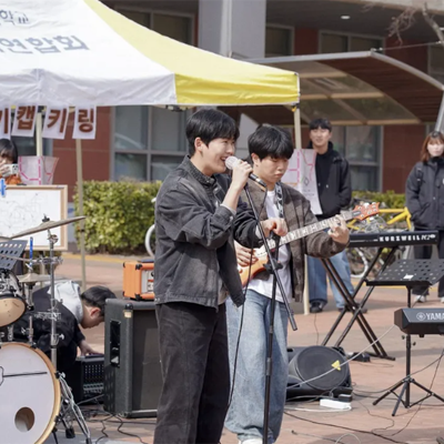 동아리의 열기로 가득했던 인천대의 순간🔥        동아리 홍보의 날, 이연스테이션 스케치